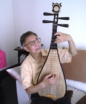 叶绪然,男,上海计算机音乐协会 a target="_blank" href="/item/琵琶"