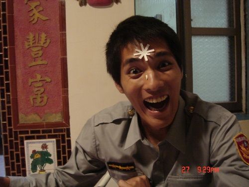 林佑威