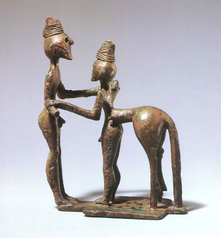  p>荷马时期的雕刻主要是供祭祀和随葬用的赤陶和青铜小雕像.