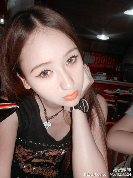 帕尔维娜·多力红