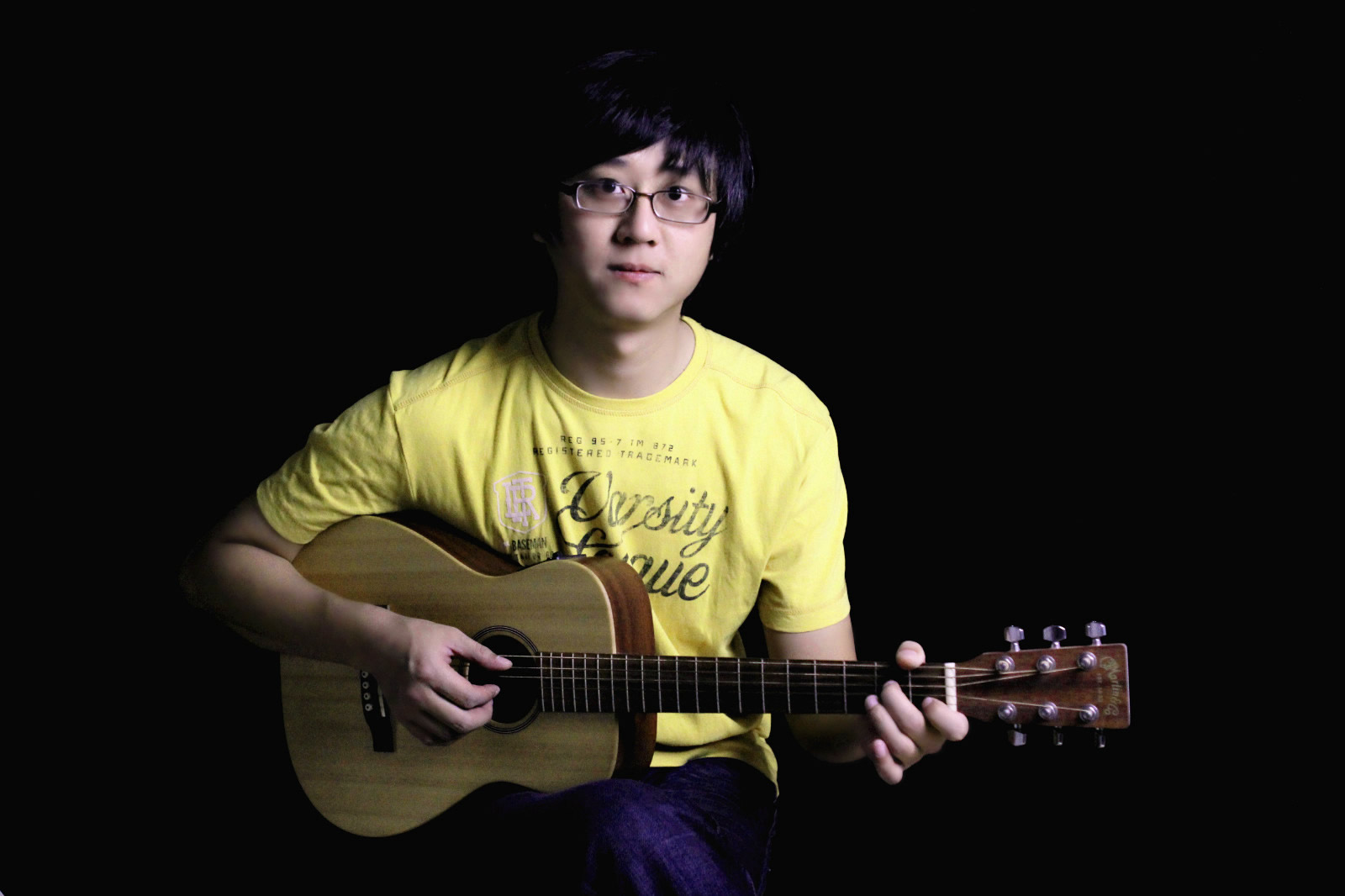  p data-id="gnwlp8lyq5">金晓,又名馒头,中国内地创作型男歌手, a