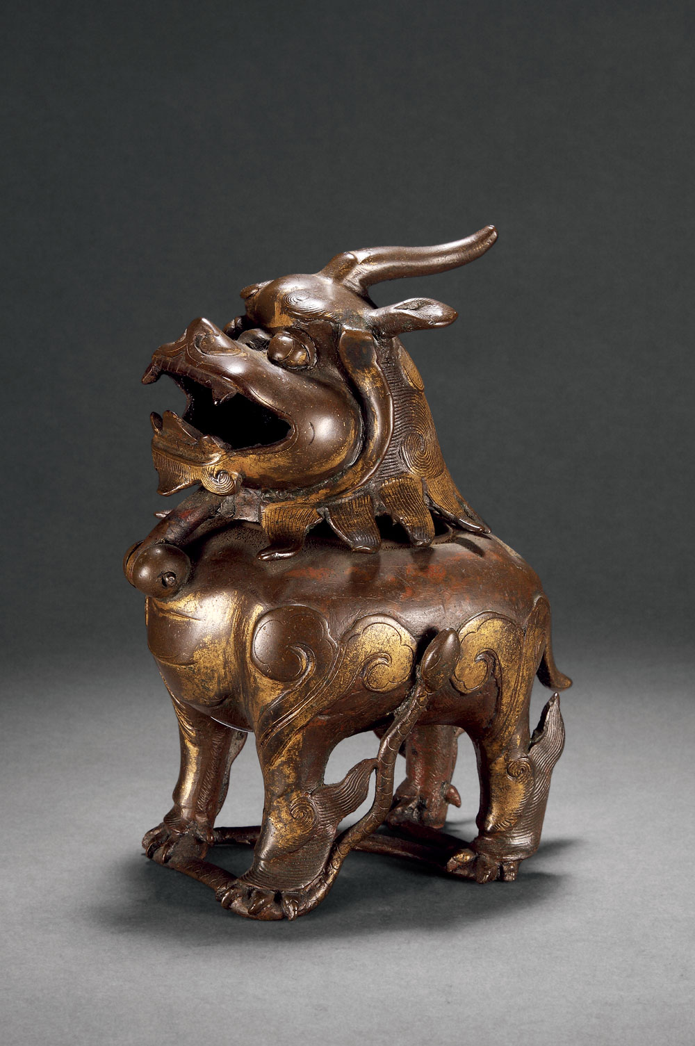 甪端