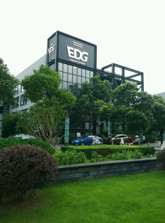 p>edward gaming(简称:edg)是一家中国电子竞技俱乐部,于2013年9月13