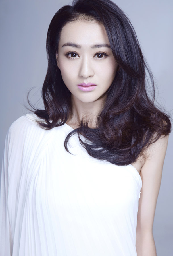  p>李雯雯,1984年1月26日出生于贵州,中国内地女演员,毕业于 a target