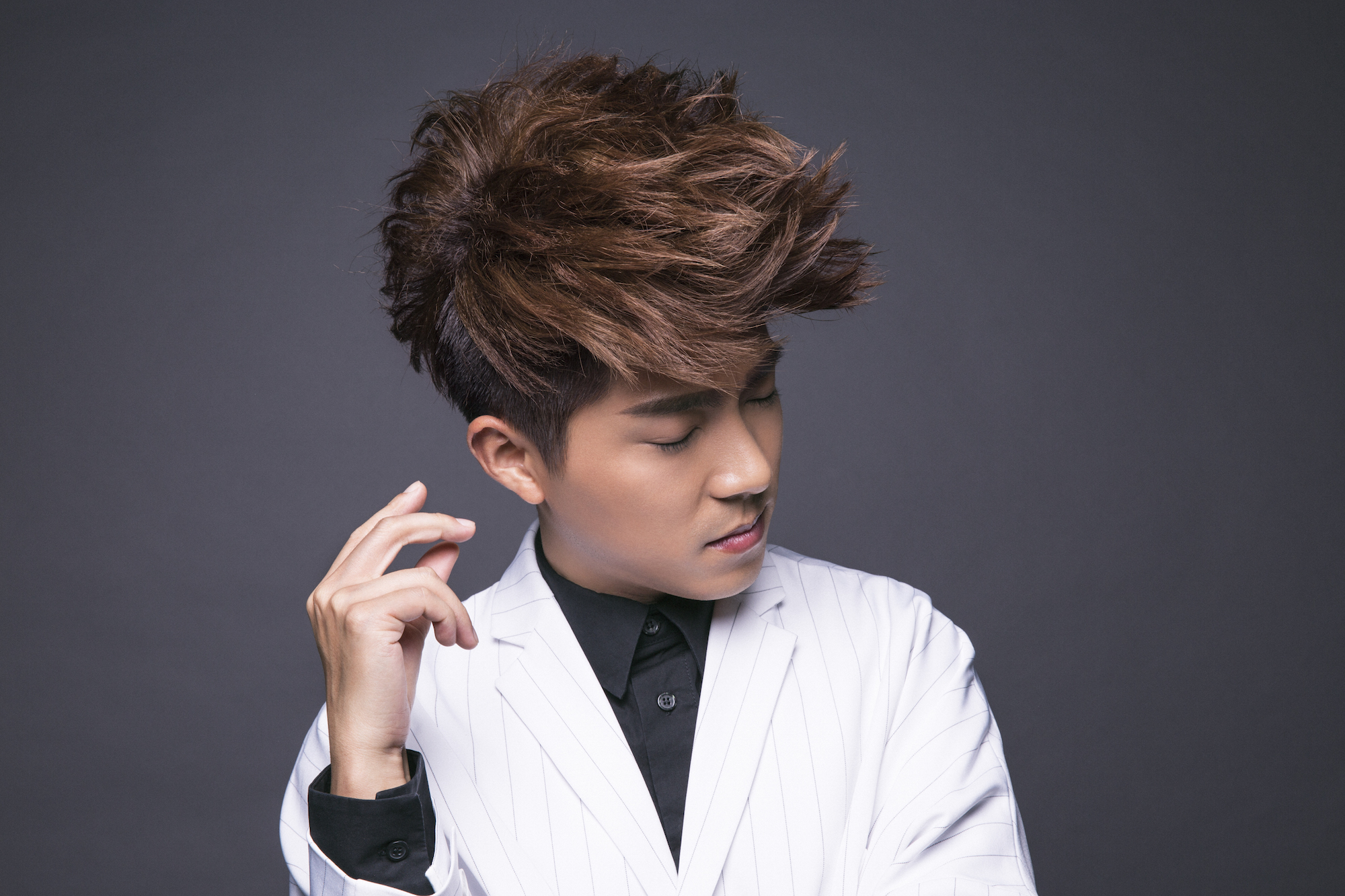  p>歌浴森(reasen ge),华语流行男歌手,音乐制作人.