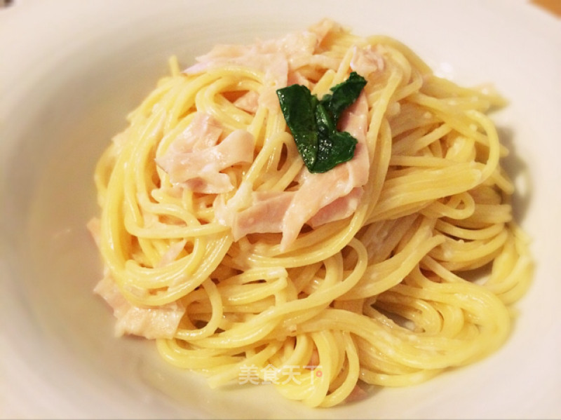  p>鲜蔬白酱意面是一道美食,主要原料主料是意大利面, a target="