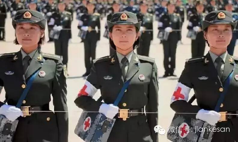 在部队，女军人到底应该如何发展？_百科TA说