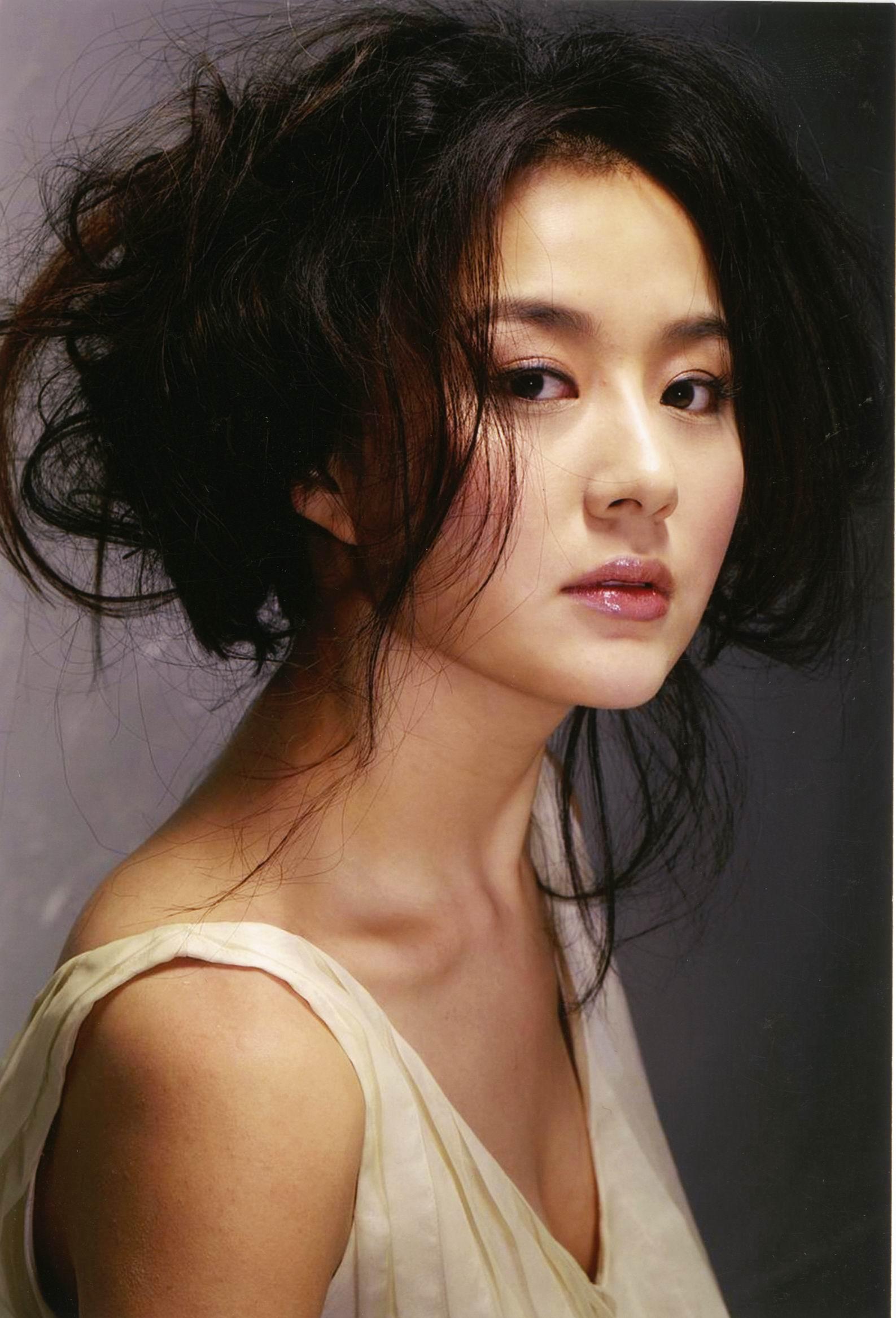 gntgyr4gq9">周牧茵,1986年4月7日出生于安徽省阜阳市,中国内地女演员