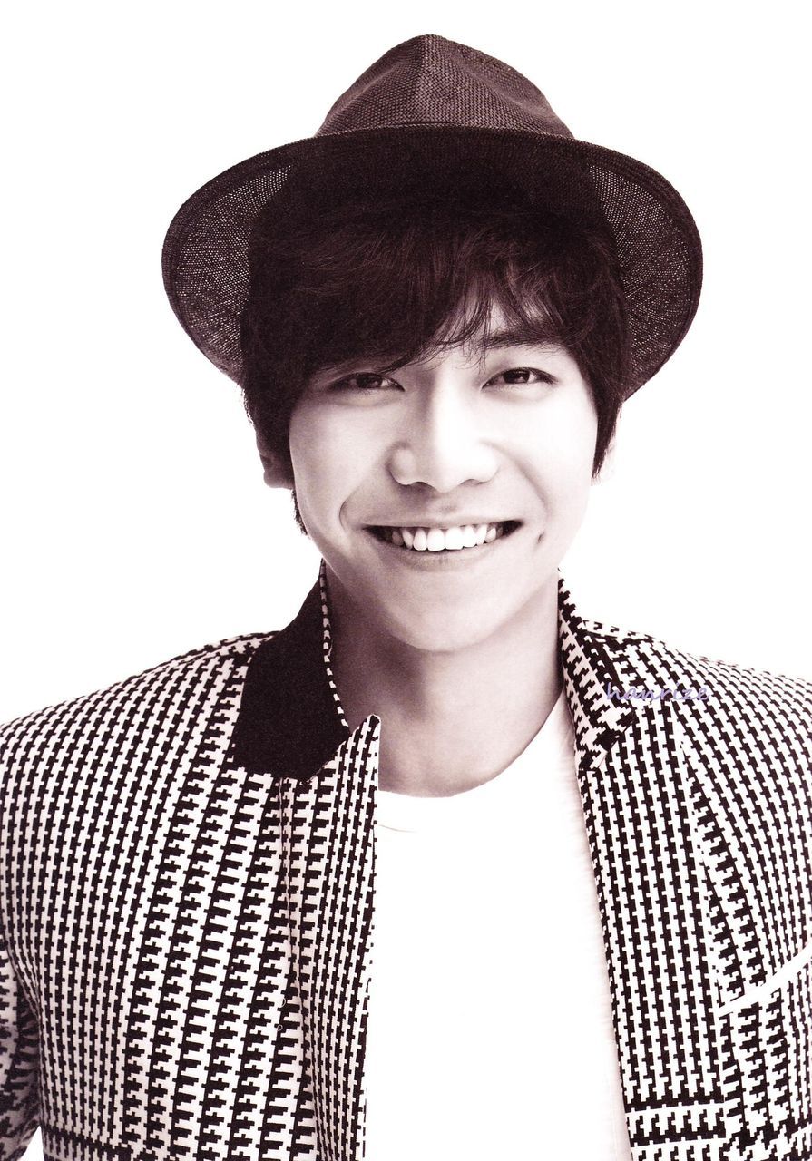  p>李昇基,1987年1月13日出生于首尔,韩国歌手,演员,主持人.