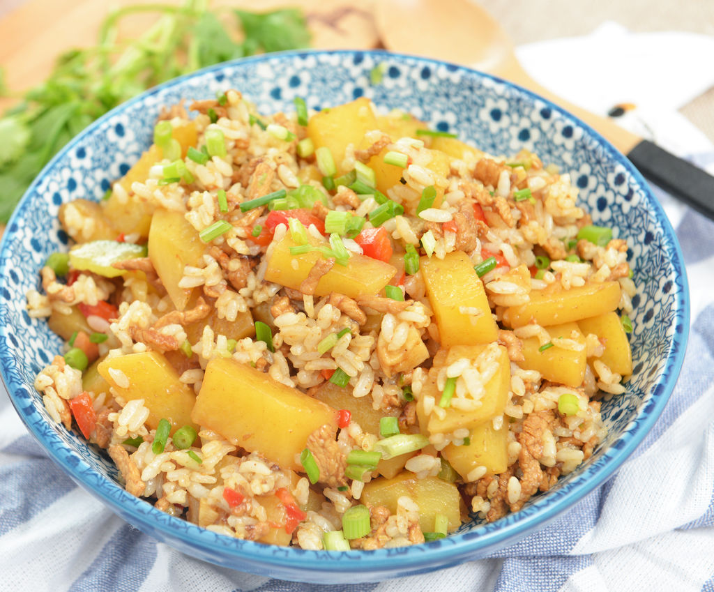 土豆小葱焖饭