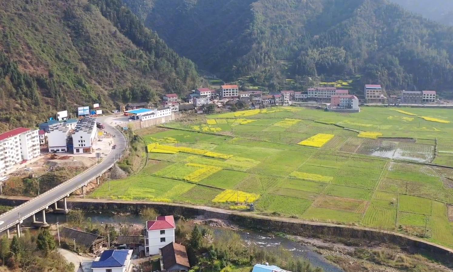  p>马底驿乡,隶属于湖南省怀化市沅陵县,地处 a target="_blank" href