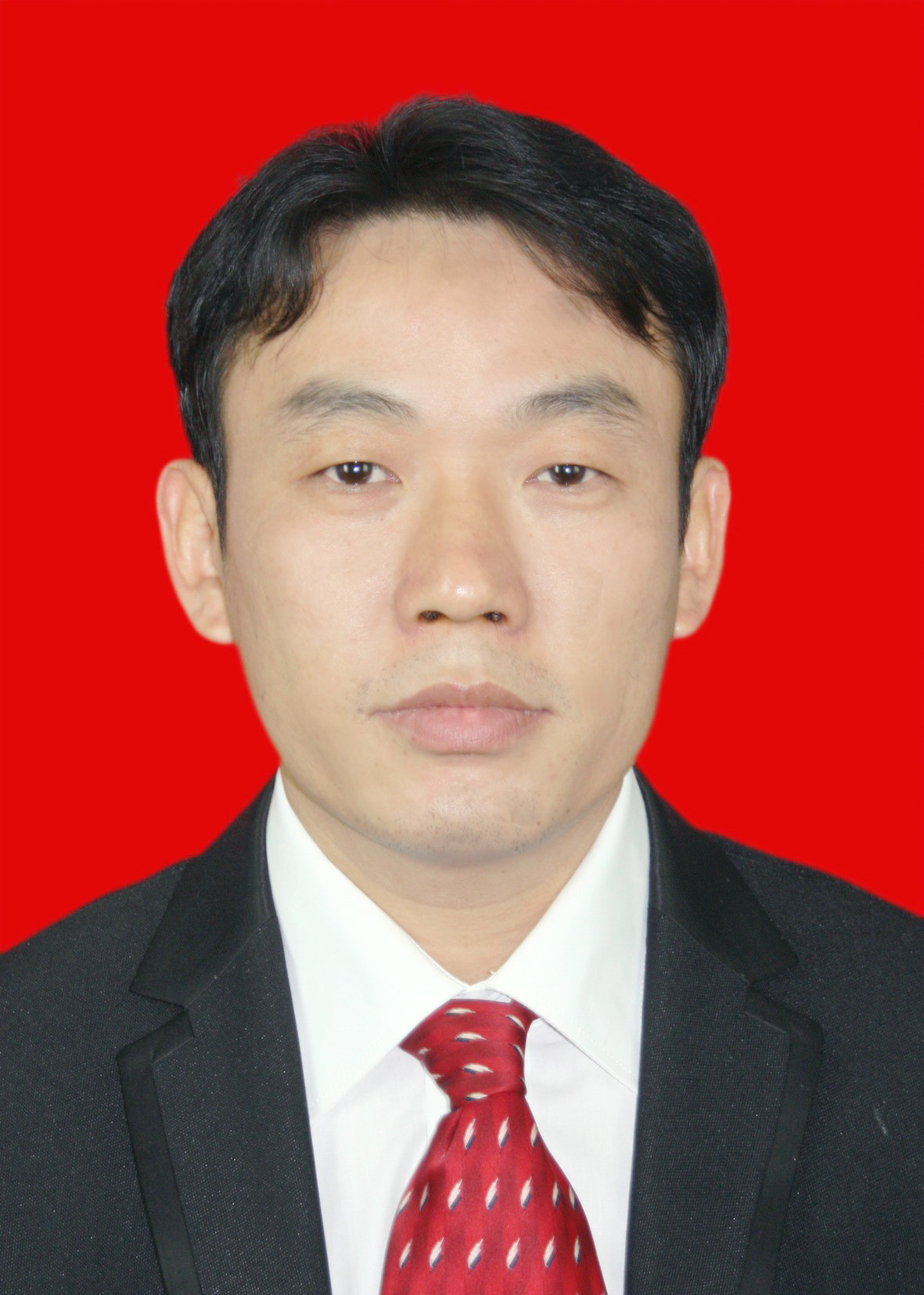 id="ujirx77fxd9i">现任湖南省永州市新田县人民政府党组成员,副县长