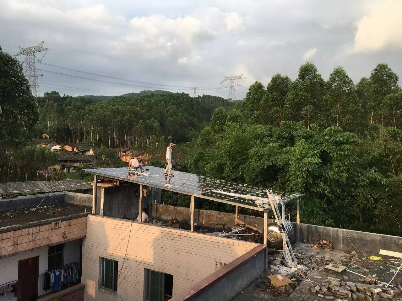  p data-id="gn5il2wvo6">渡头村位于温州瑞安市碧山镇,是温州民间神