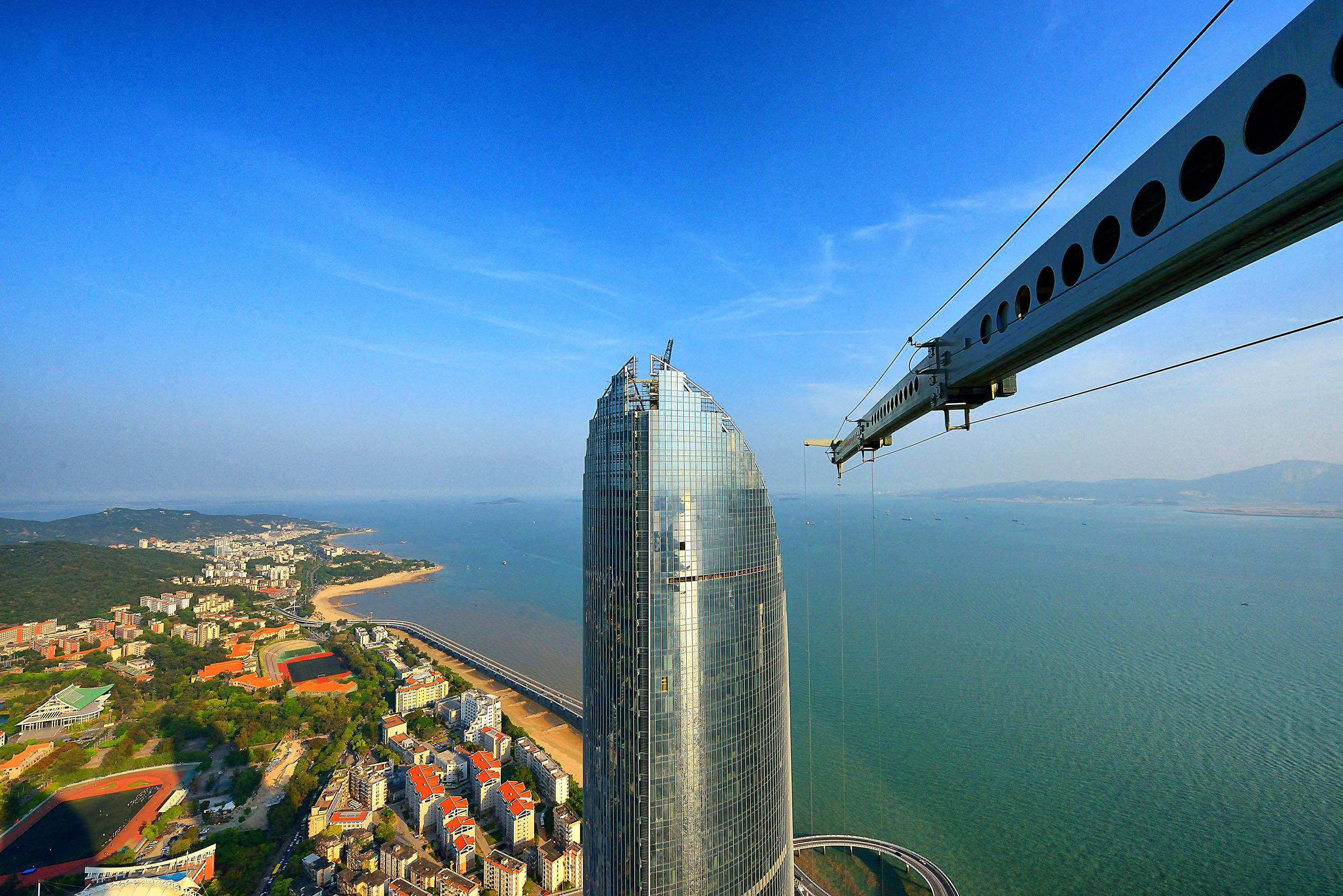 世茂厦门海峡大厦