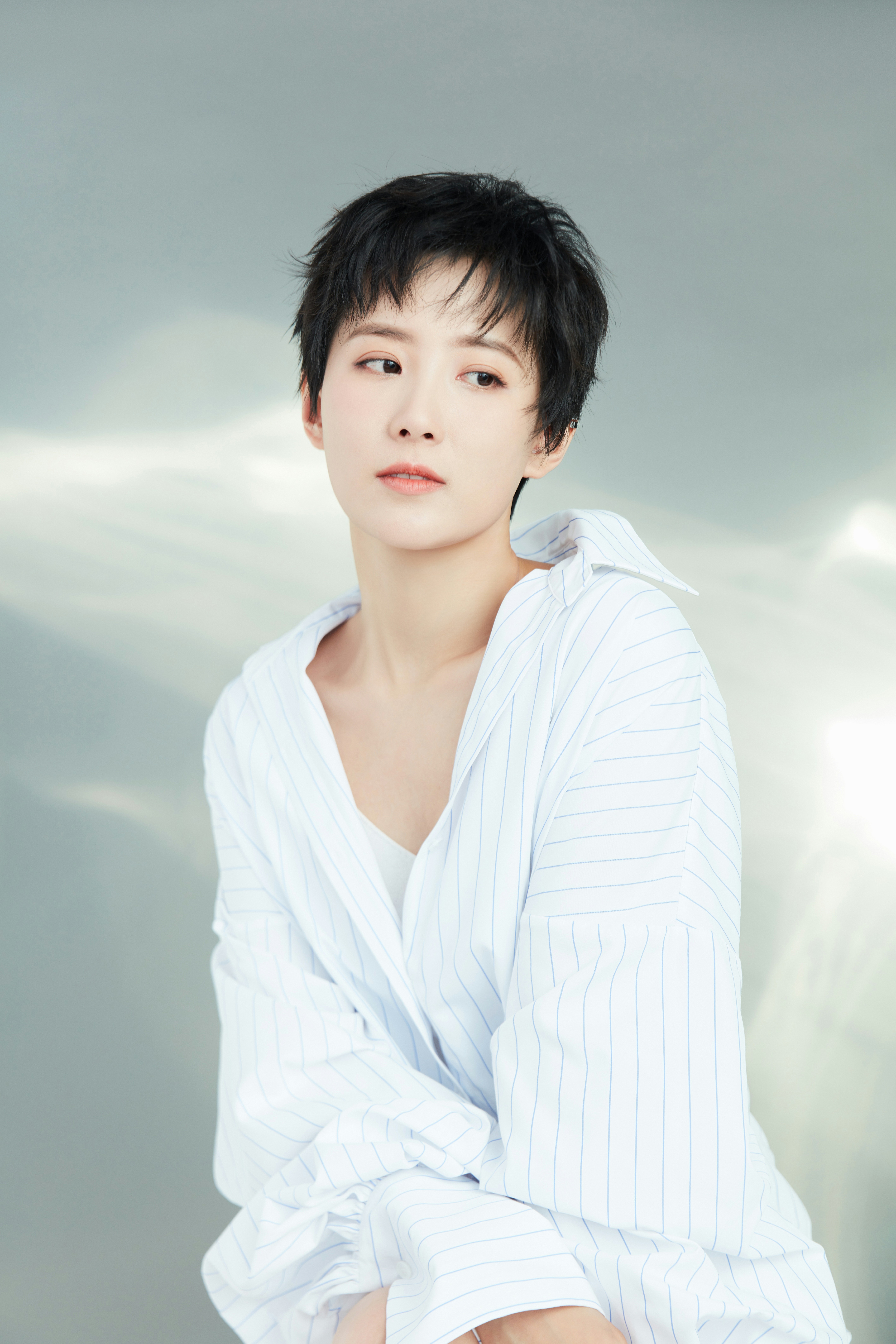  p>赵帅,中国内地女演员,出生于1995年3月15日,代表作:《 a target="