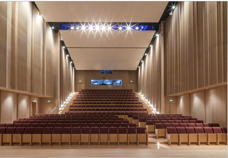  /p> p>运营的场馆有境山剧场及风华大剧院.