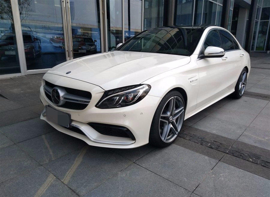 2012款c63 amg高性能版4门