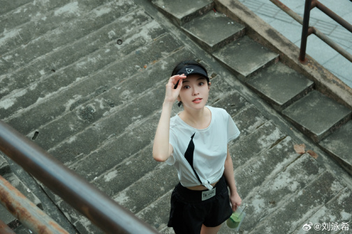 刘泳希（中国内地影视女演员）_百度百科