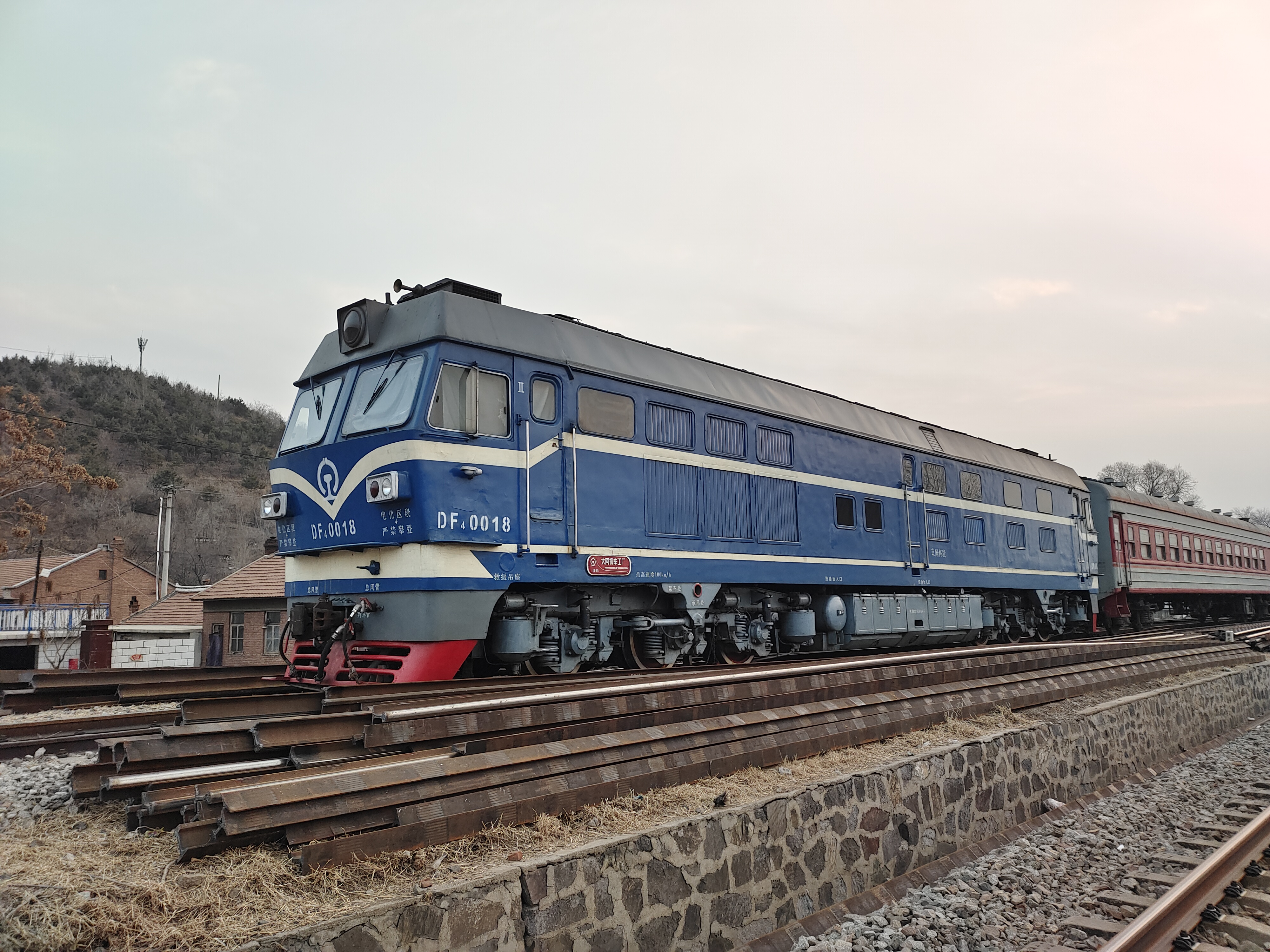 东风4c型内燃机车