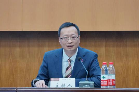 王钢（清华大学法学院党委副书记、长聘副教授、博士生导师）_百度百科