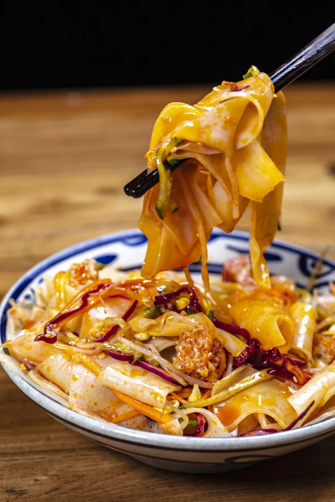 麻酱麻酱，蘸出了北方人的美食宇宙！_百科TA说