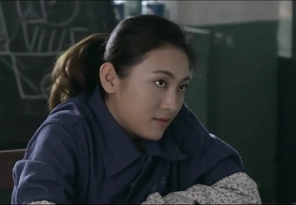 关玲,女,年代情感电视剧 a target="_blank" href="/item/《爷们儿》