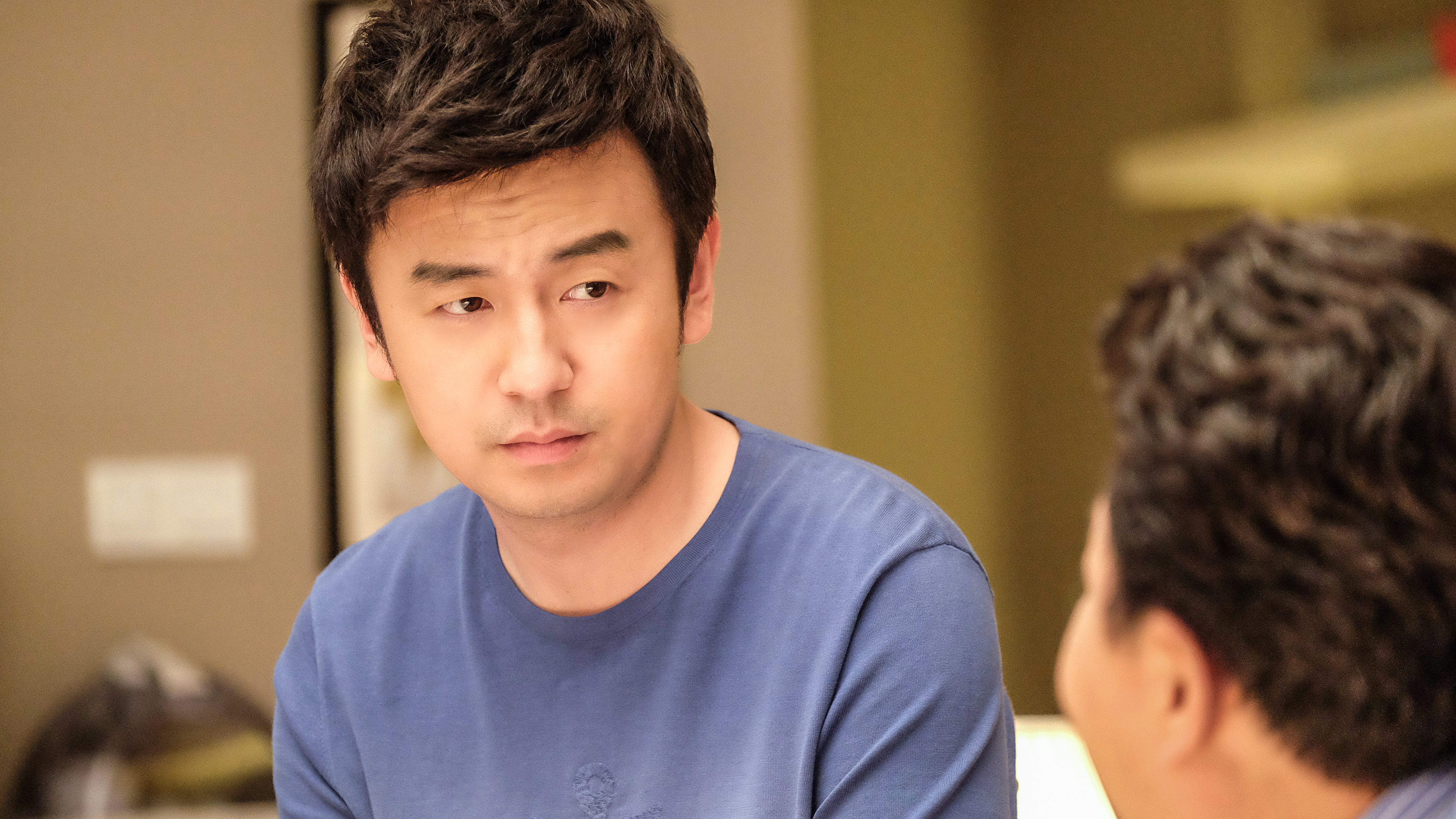  p>雷佳音,1983年8月29日出生于辽宁省鞍山市,中国内地影视男演员