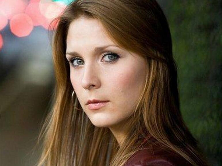  p data-id="go0ap5calr">米雪儿·朗 i>(michelle lang) /i>,1980年