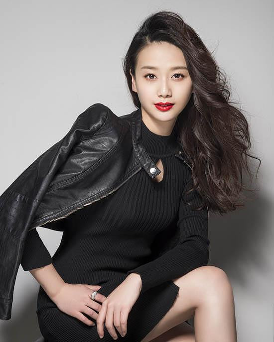 data-lemmaid="1134571">中国人民解放军艺术学院 /a>,中国内地女演员