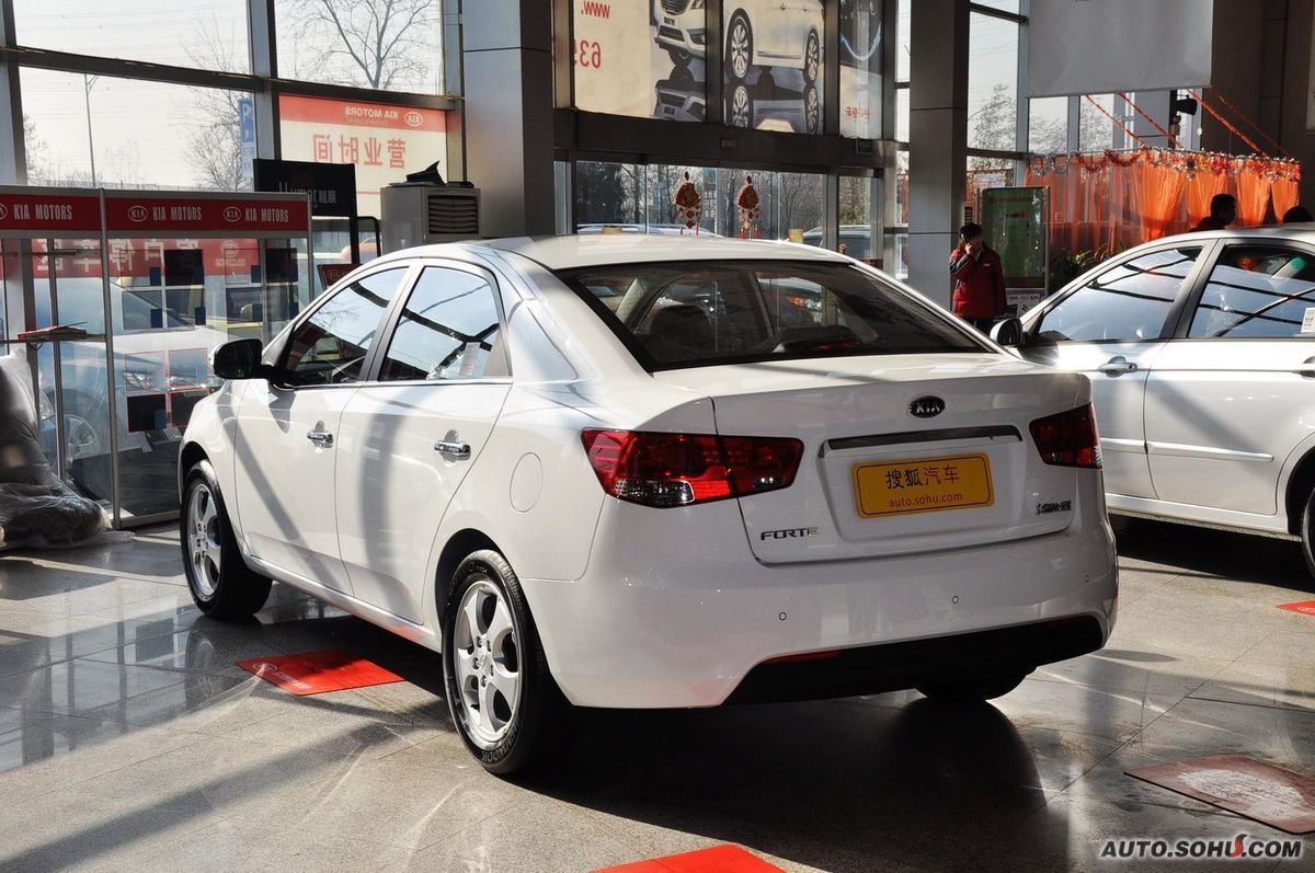  p>起亚福瑞迪是起亚新一代全球战略车型,起亚福瑞迪(forte)是起亚
