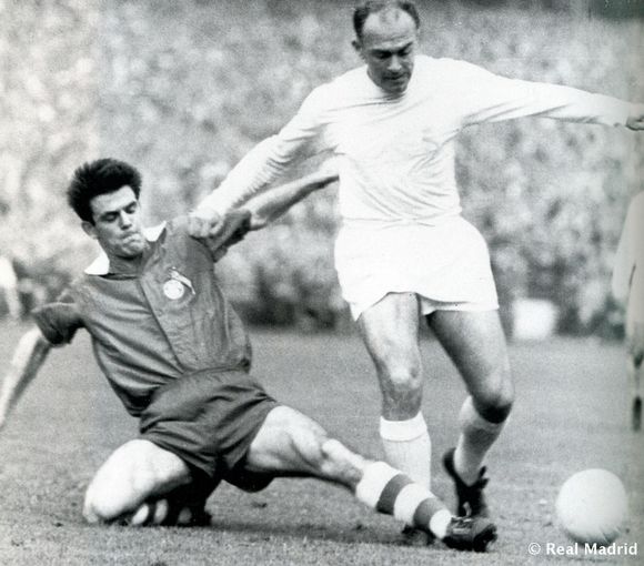  p>阿尔弗雷多·迪·斯蒂法诺(alfredo di stefano,1926年7月4日