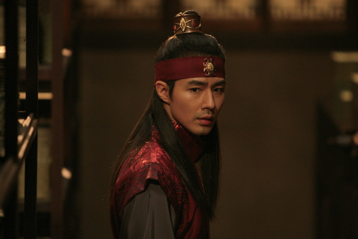  p>赵寅成(         ,zo in sung),1981年7月28日出生于韩国首尔市.