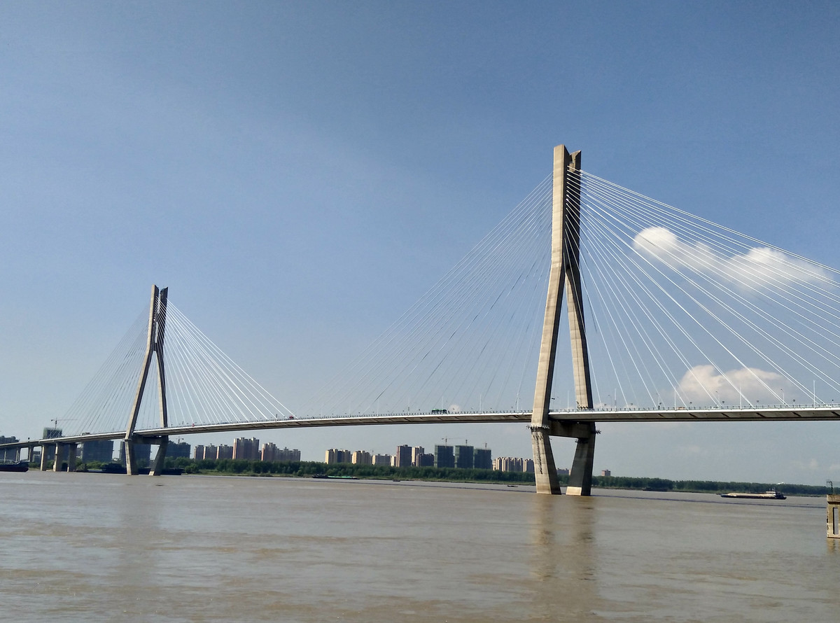 安庆长江江大桥