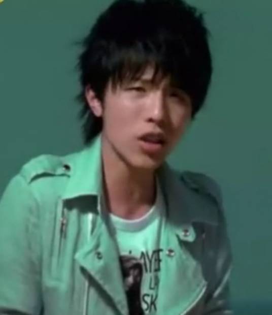 爱上（小宇演唱歌曲）_百度百科
