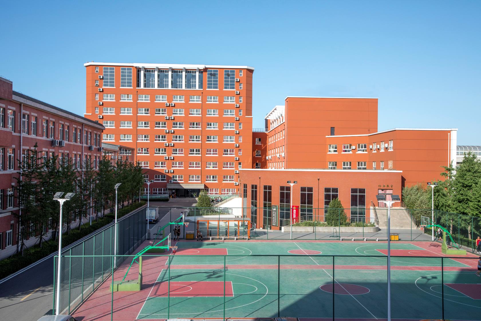 北京科技经营管理学院