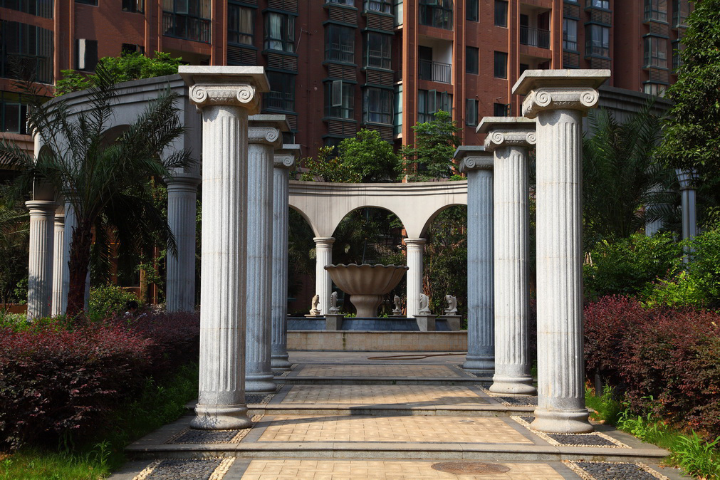  p>温州欧洲城建设有限公司主要开发欧洲城工程项目.总投资额为15.