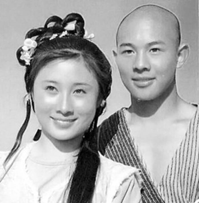  p>《少林寺》是由中原电影制片公司制作的一部动作电影.