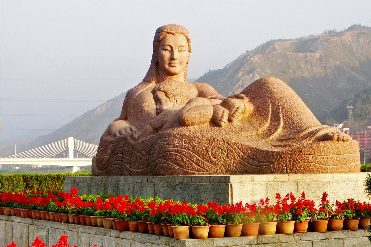 黄河母亲像