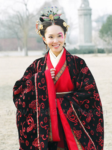 p>《我爱钟无艳》是根据2001年电影版《 a target="_blank" href="
