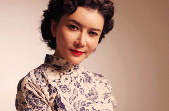 《许仙》是龚玥菲演唱的歌曲,收录在专辑