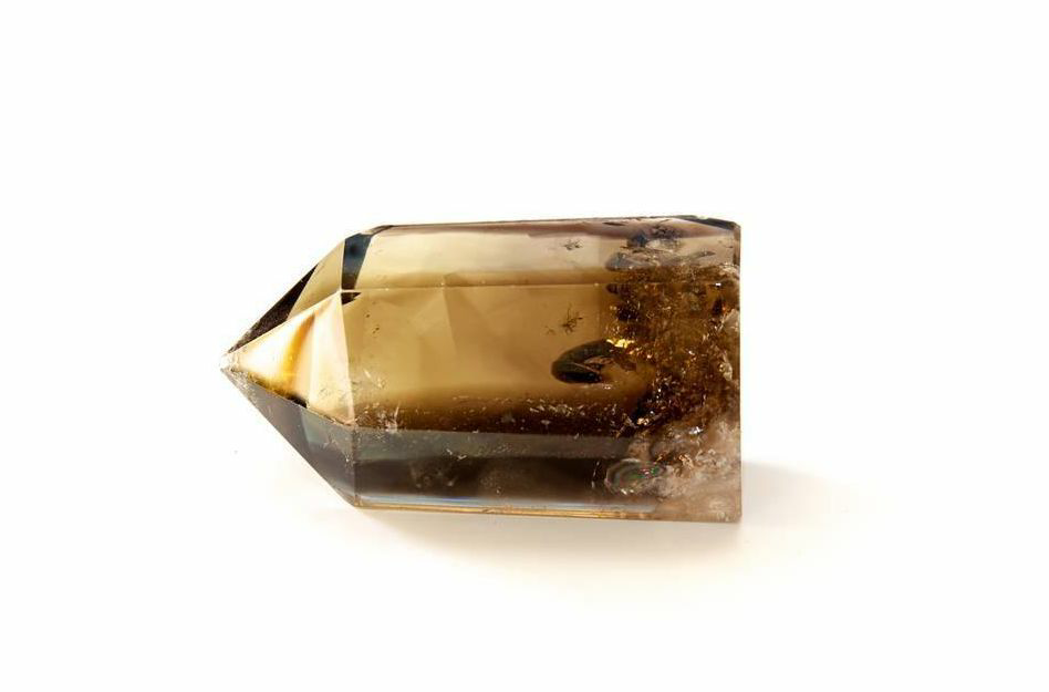  p>烟水晶(又称烟晶, a href="#" data-lemmaid="896071">茶晶 /a>或 