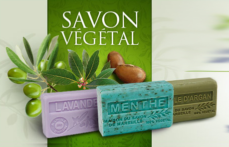 target="_blank" href="/item/法文">法文 /a>作:la maison du savon