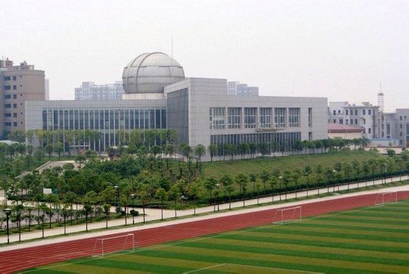 信阳市羊山中学