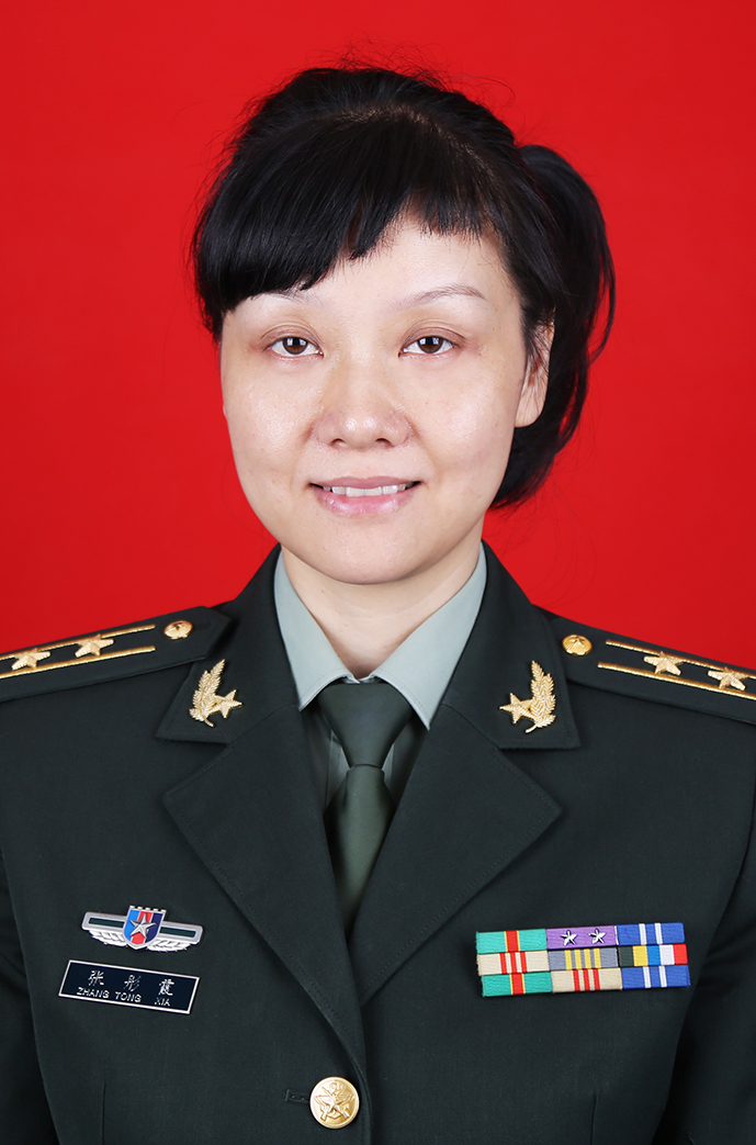  p data-id="gn2ttsafym">张彤霞,现任上海警备区政治工作局干事. /p>