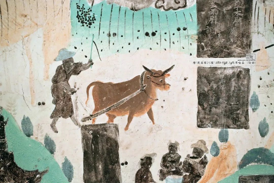 乾隆盛世的农耕理想——青花“春耕图”福寿如意抱月瓶赏析_百科TA说