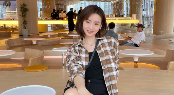 依灵（中国内地女演员）_百度百科