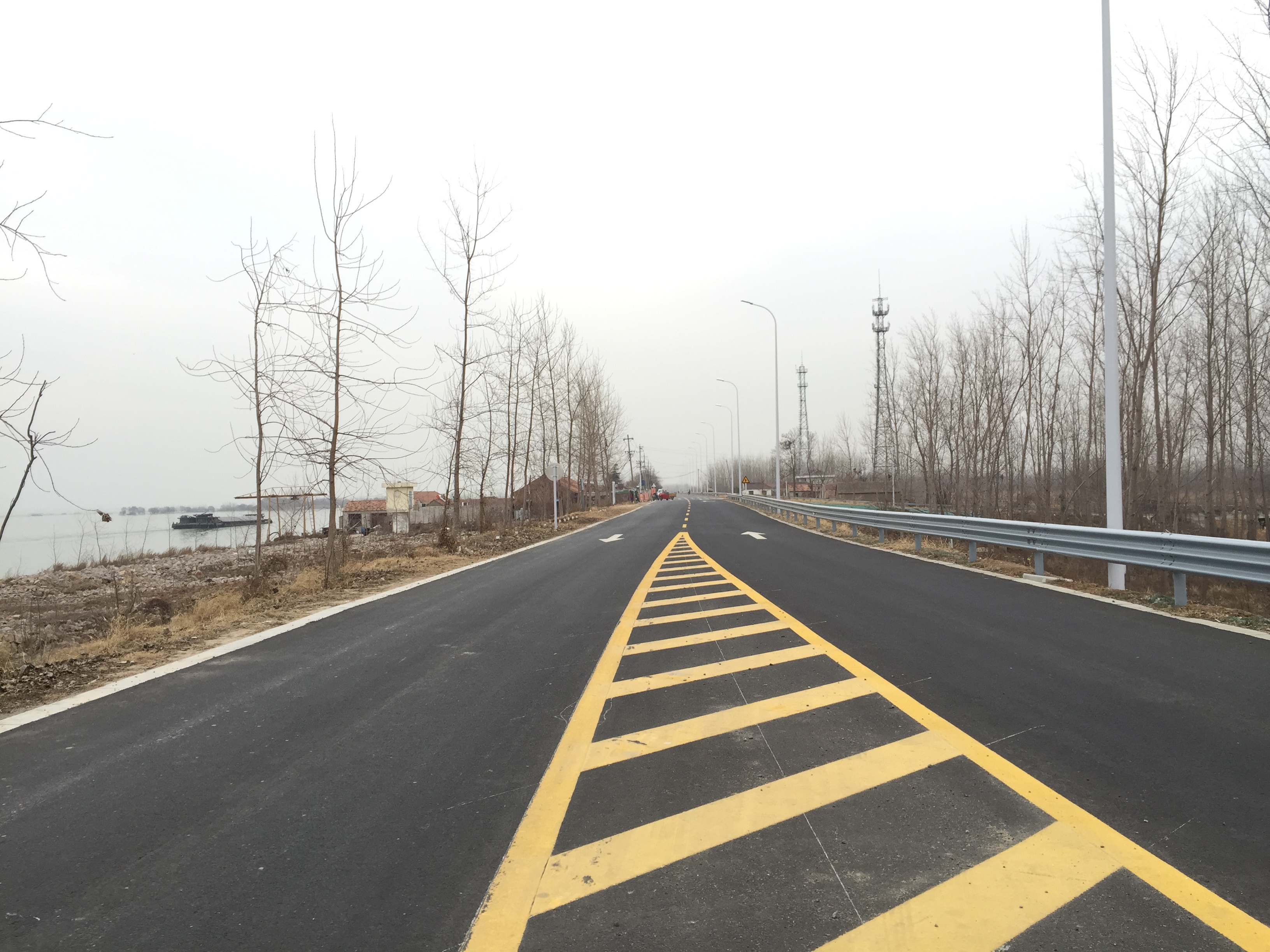 id="gn35031wh3">环湖大道,又称骆马湖旅游公路,环湖公路,环湖路等 