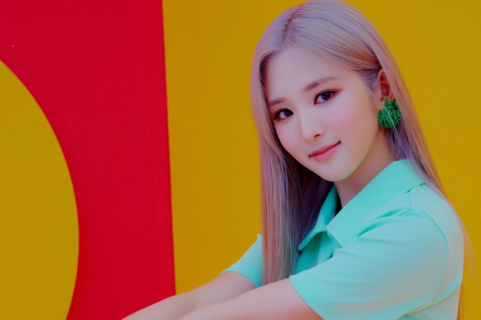 1997年3月22日出生于韩国首尔东大门区,韩国流行乐女歌手,韩国女子唱