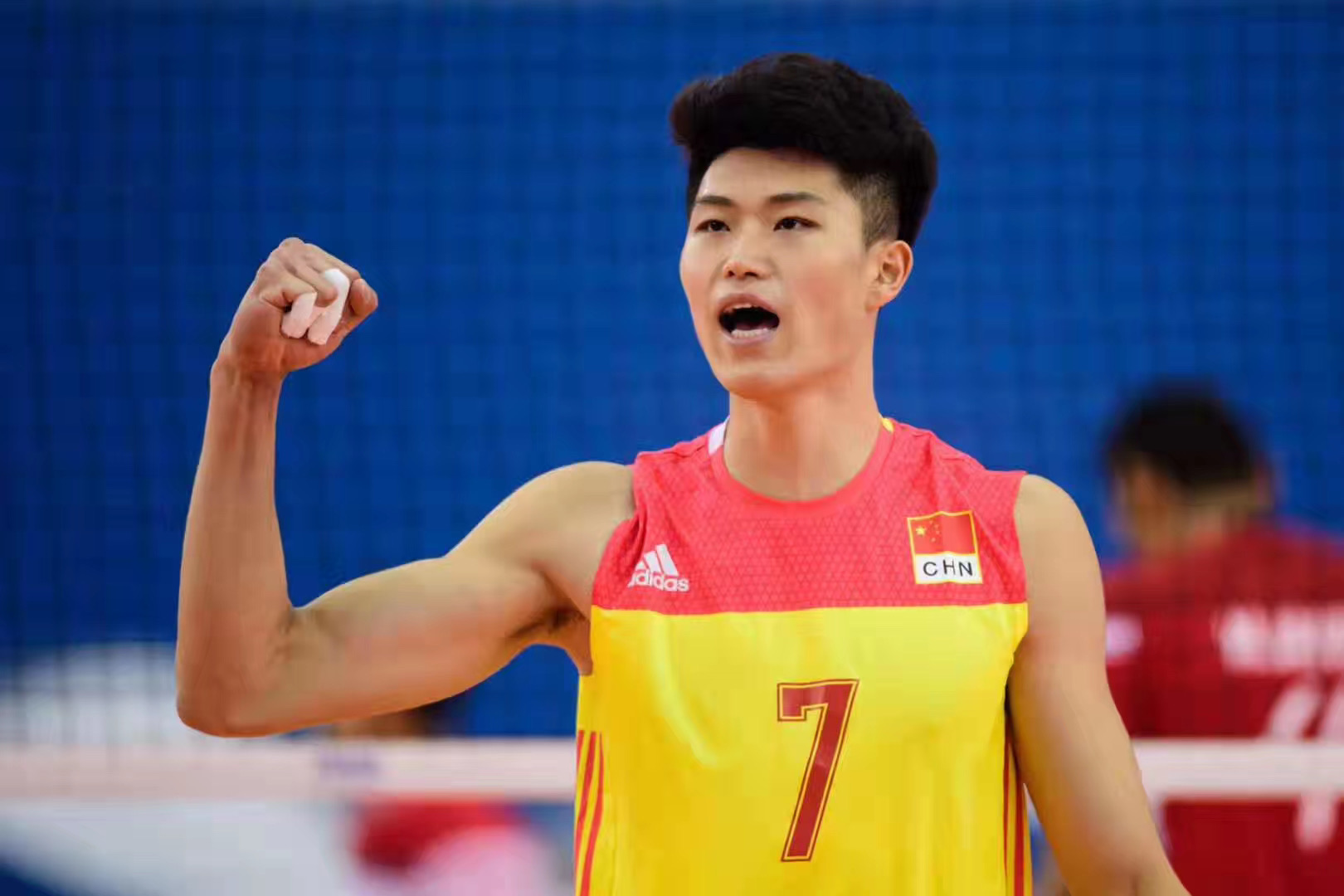  p data-id="gnbsy92jle">修成城,中国排球运动员.