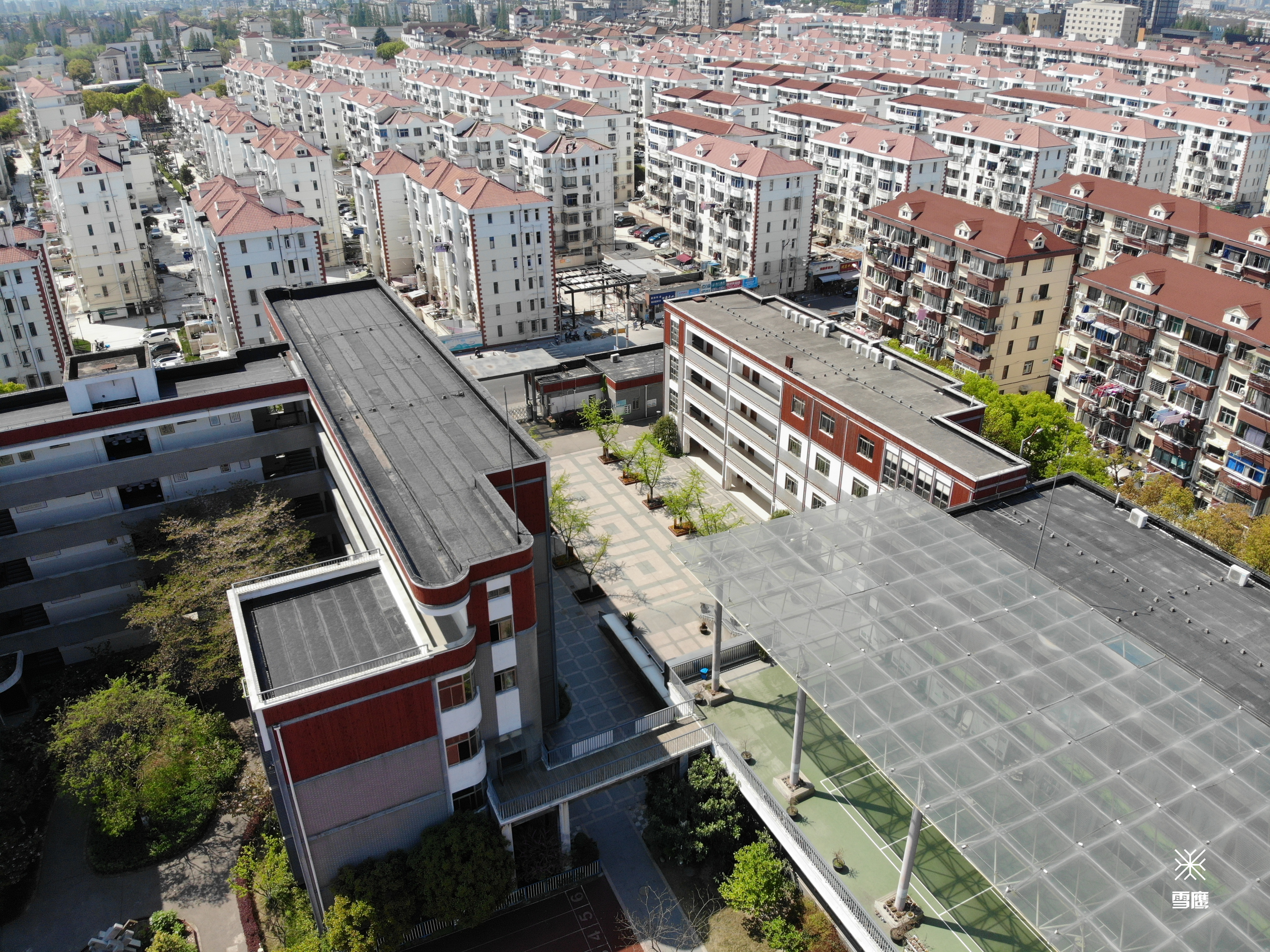 上海市青浦区东方中学